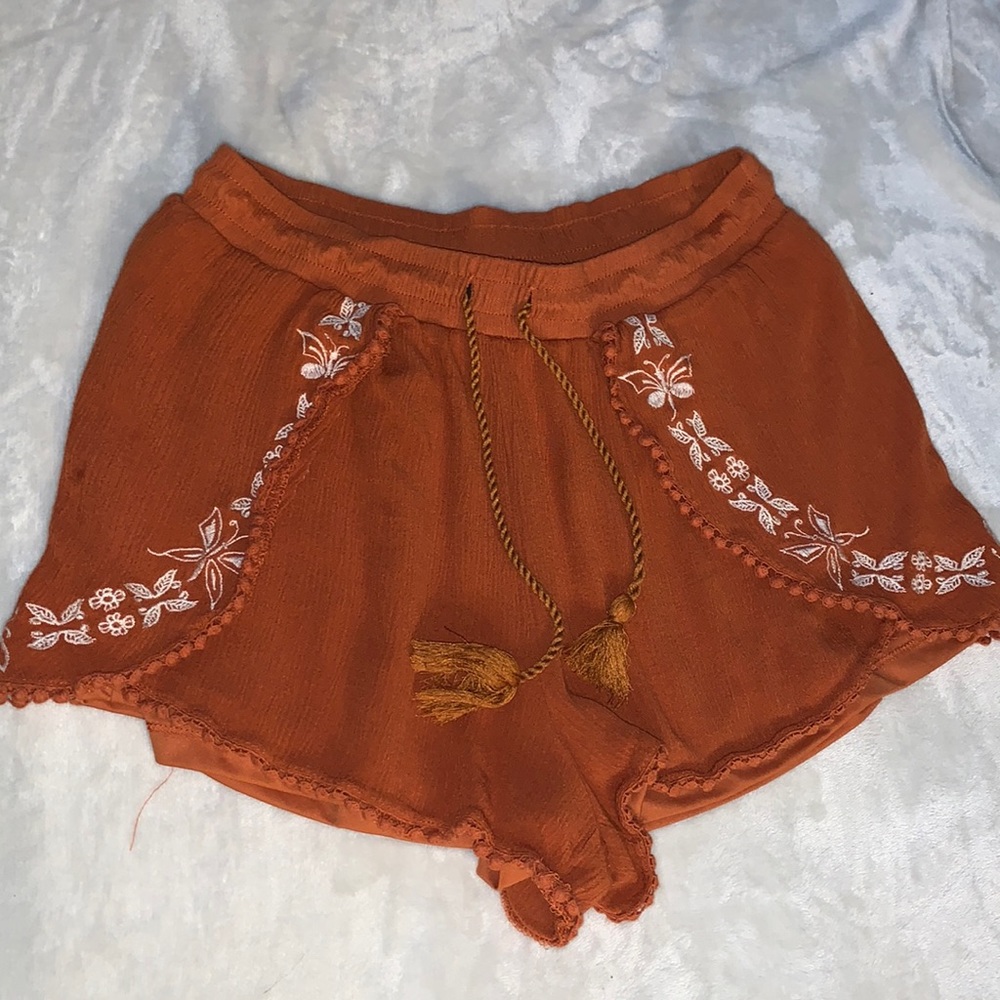terracotta linen shorts size: s